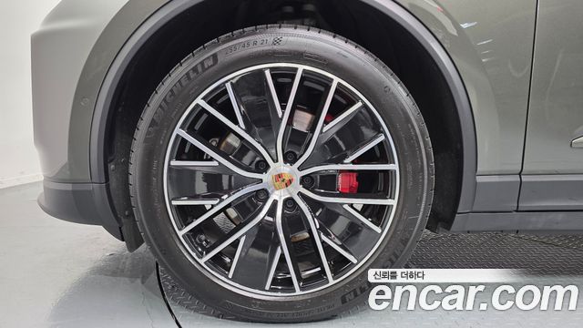 Porsche Macan из Кореи Encar