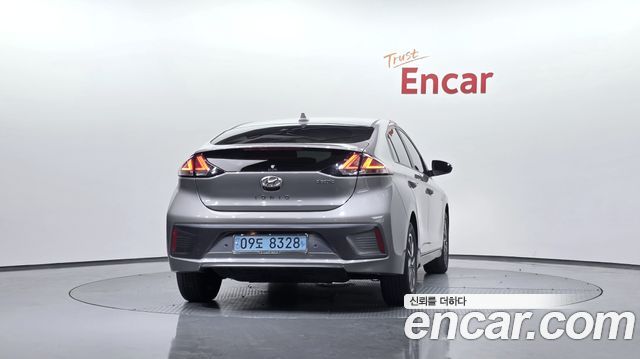 Hyundai Ioniq из Кореи Encar