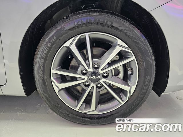 Kia K3 из Кореи Encar