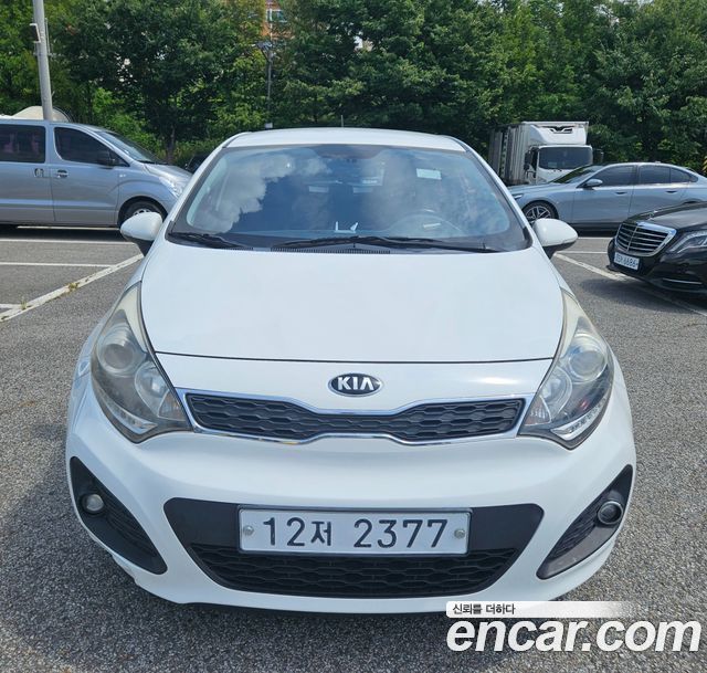 Kia pride 1.6 GDI Hatchback Prestige — пробег 144 805 км — фото 2 из 5