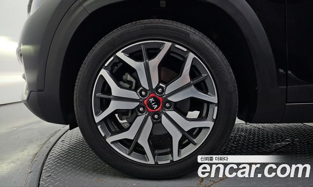 Kia Seltos из Кореи Encar