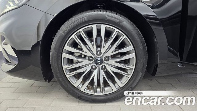 Kia K7 из Кореи Encar
