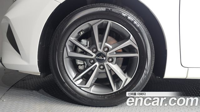 Kia K3 из Кореи Encar