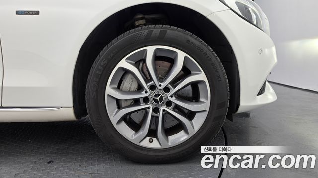Mercedes-Benz C-Class из Кореи Encar
