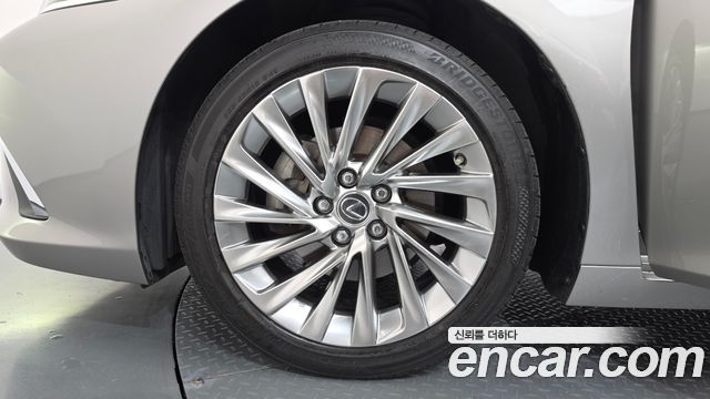 Lexus ES из Кореи Encar