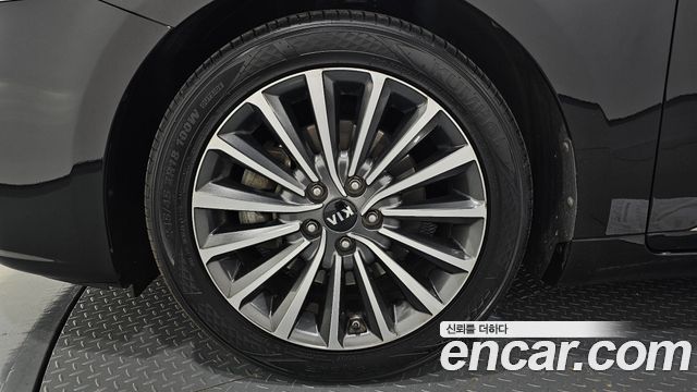 Kia K7 из Кореи Encar