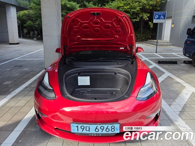 Tesla Model 3 Long Range AWD — пробег 71 000 км — фото 1 из 5