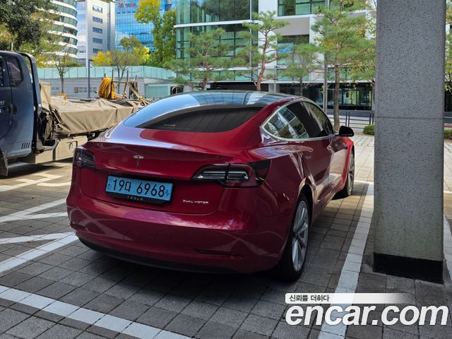 Tesla Model 3 Long Range AWD — пробег 71 000 км — фото 2 из 5