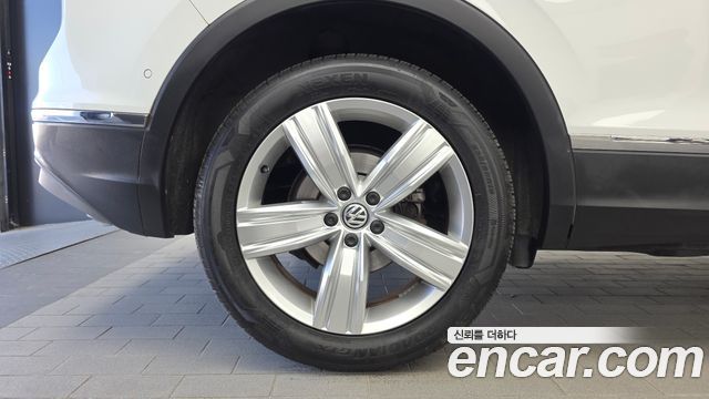 Volkswagen Tiguan из Кореи Encar