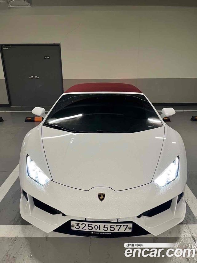 Lamborghini Huracan LP640-4 EVO Spyder — пробег 19 000 км — фото 3 из 5