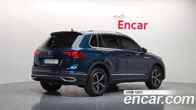 Volkswagen Tiguan 2.0 TDI 4-Motion Premium — пробег 111 870 км — фото 2 из 5