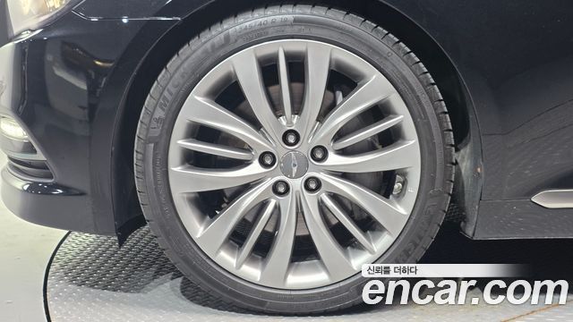 Hyundai Genesis из Кореи Encar