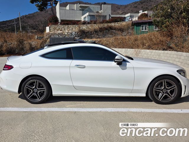 Mercedes-Benz C-Class из Кореи Encar