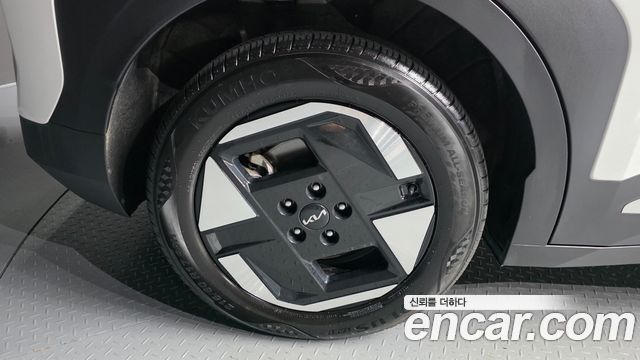 Kia EV3 из Кореи Encar