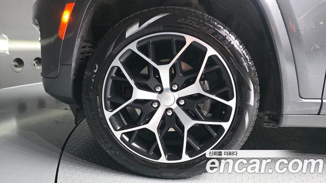 Jeep Cherokee из Кореи Encar