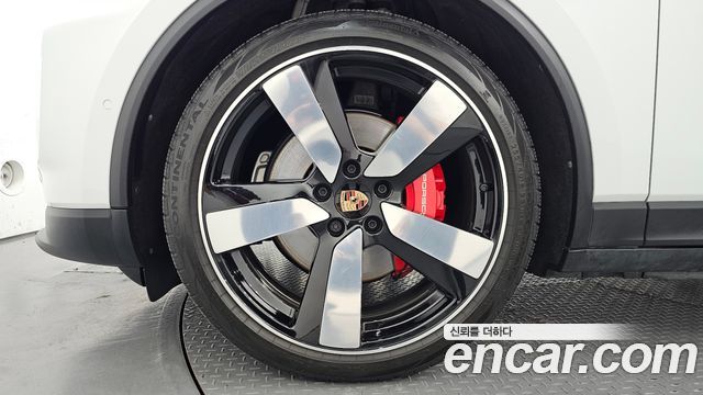 Porsche Macan из Кореи Encar