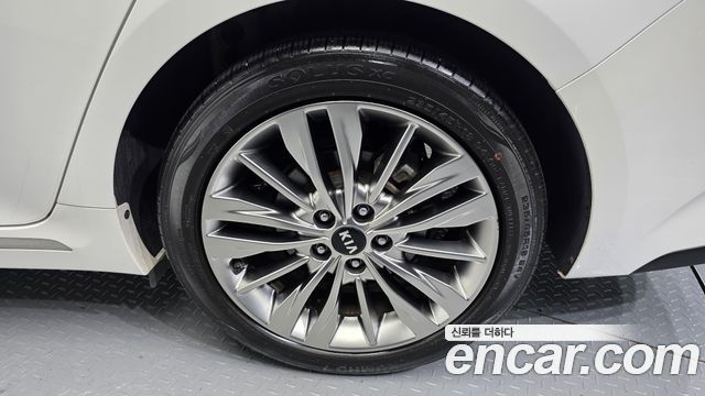 Kia K5 из Кореи Encar