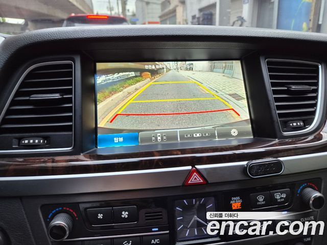 Hyundai Genesis из Кореи Encar