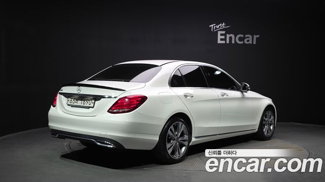 Mercedes-Benz C-Class из Кореи Encar
