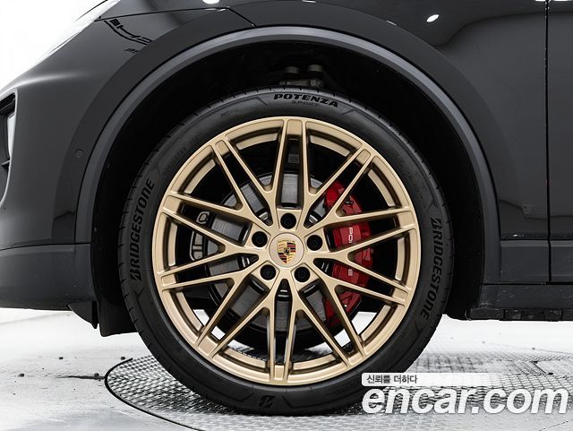 Porsche Macan из Кореи Encar