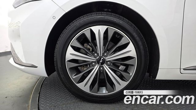 Kia K8 из Кореи Encar