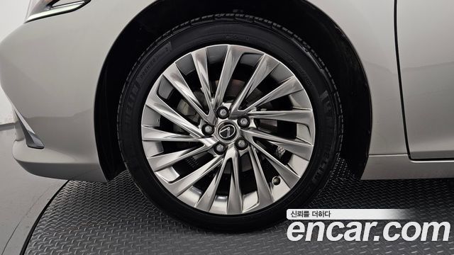 Lexus ES из Кореи Encar