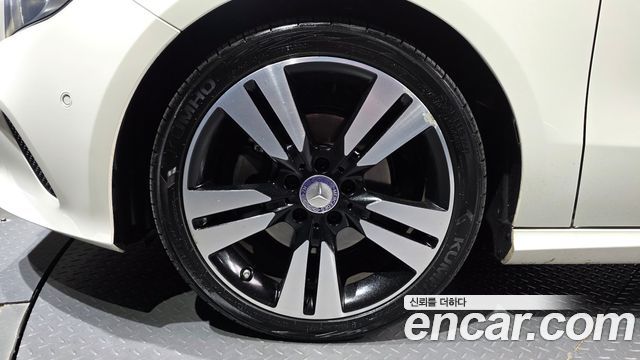 Mercedes-Benz A-Class из Кореи Encar