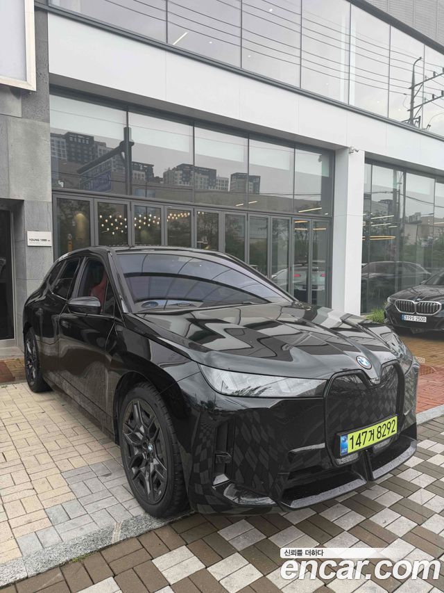 BMW iX из Кореи Encar