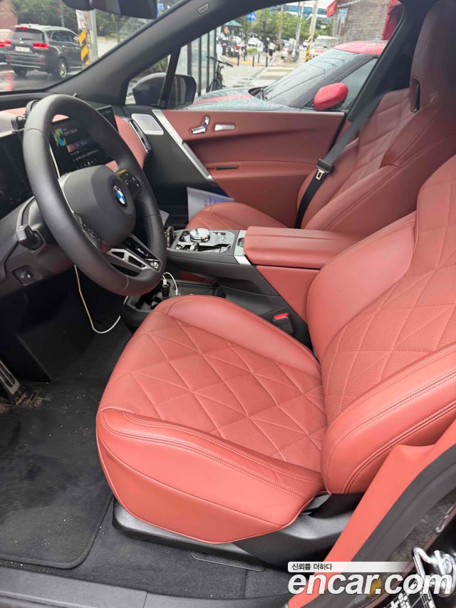BMW iX из Кореи Encar