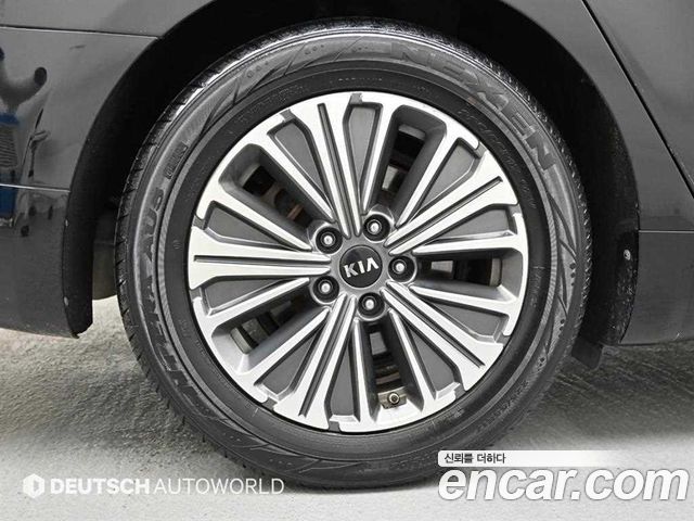 Kia K7 из Кореи Encar