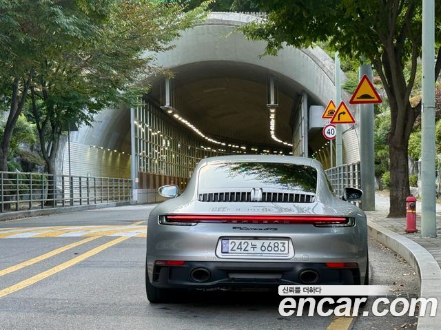 Porsche 911 Carrera GTS — пробег 36 681 км — фото 5 из 5