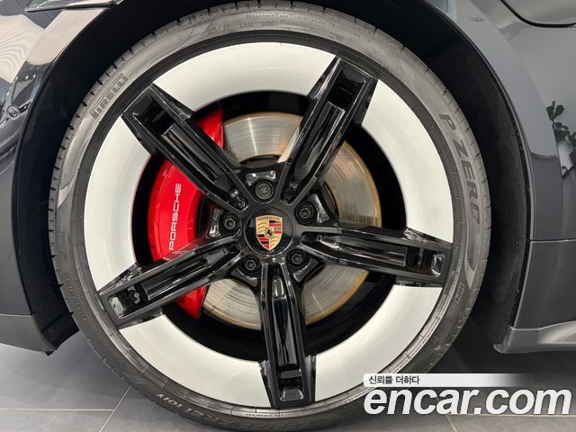 Porsche Taycan из Кореи Encar
