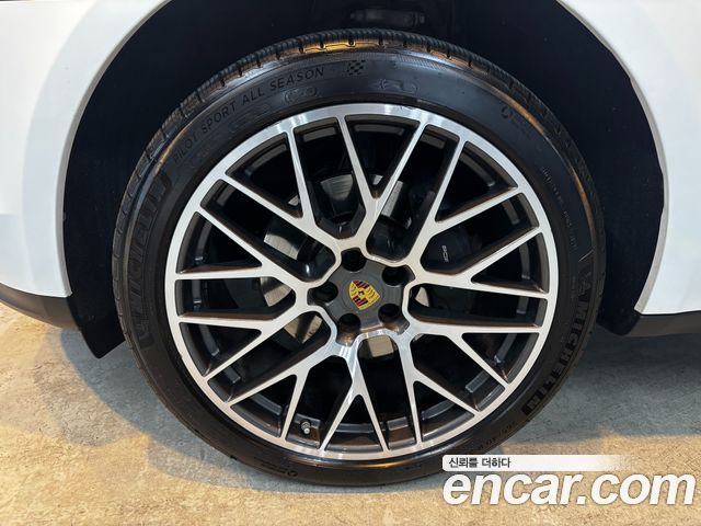 Porsche Macan из Кореи Encar