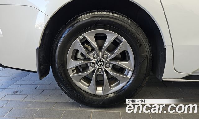 Toyota Sienna из Кореи Encar