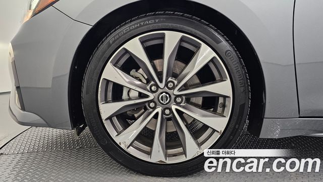 Nissan Maxima из Кореи Encar