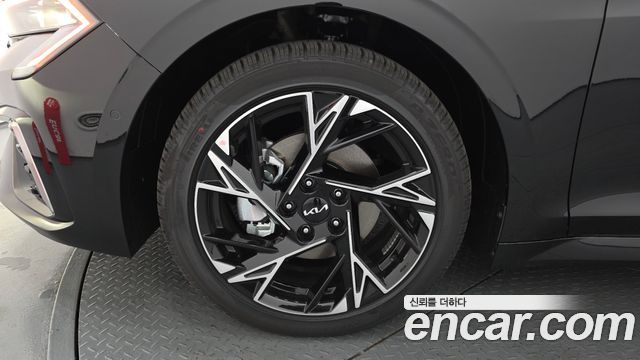 Kia K5 из Кореи Encar