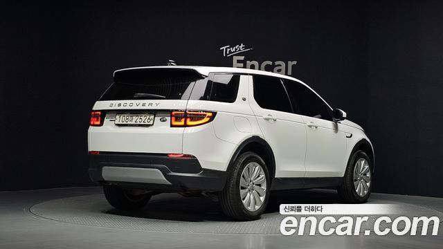 Land Rover Discovery Sport P250 SE — пробег 51 026 км — фото 2 из 5