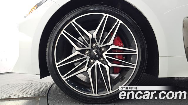 Kia Stinger из Кореи Encar