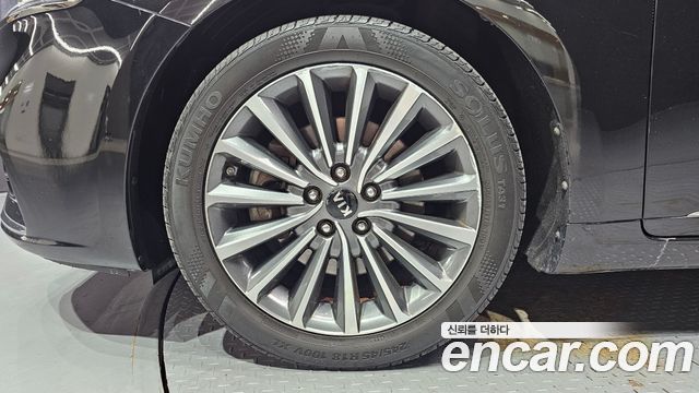 Kia K7 из Кореи Encar